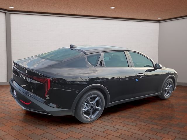 New 2026 Aurora Black Pearl Kia LXS image 3