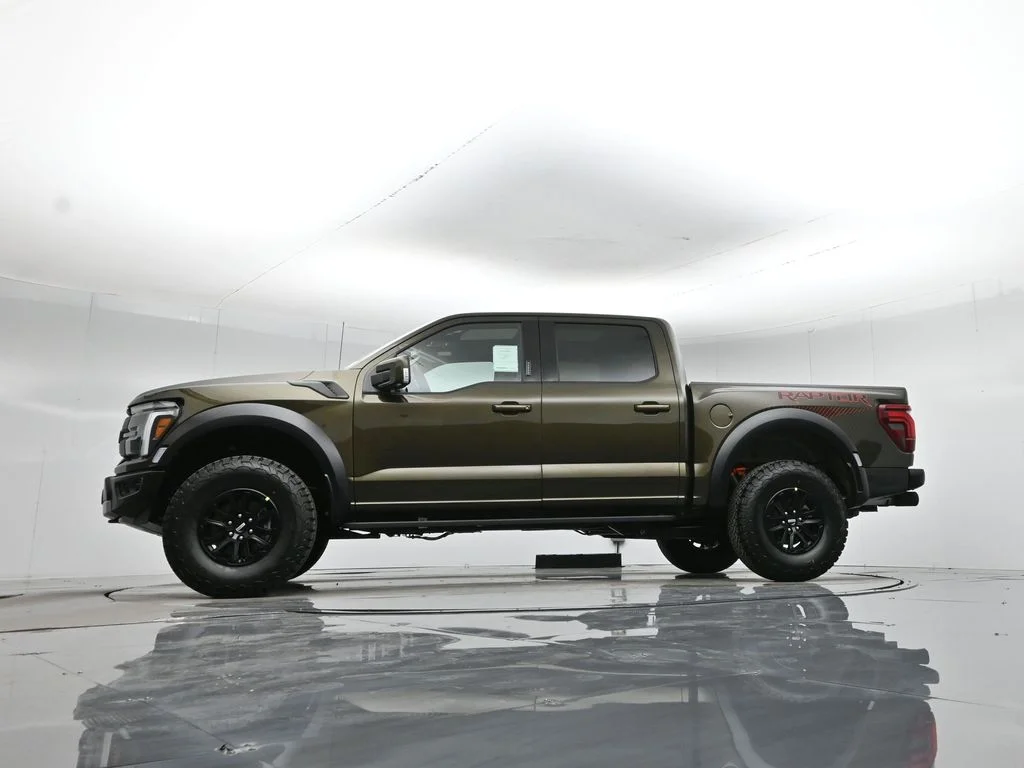 New 2026 Shelter Green Ford Raptor image 53