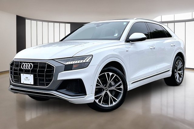 2023 Audi Q8 55 Premium Plus