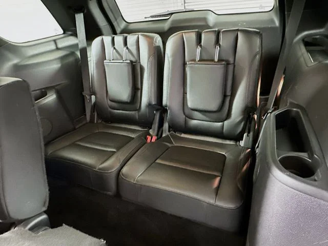 Pre-Owned 2017 Ford Explorer XLT