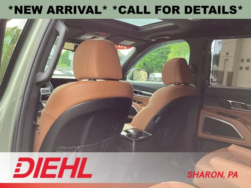 Used 2024 Green Kia EX X-Line image 20