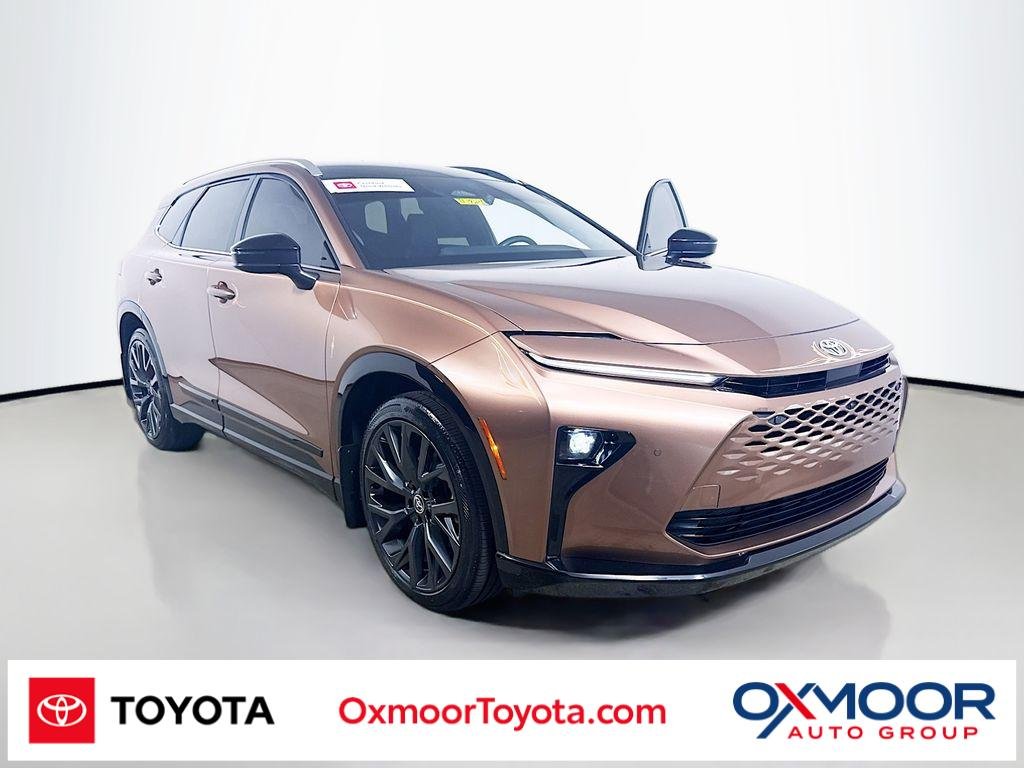 Used 2025 Bronze Age Toyota Limited image 1