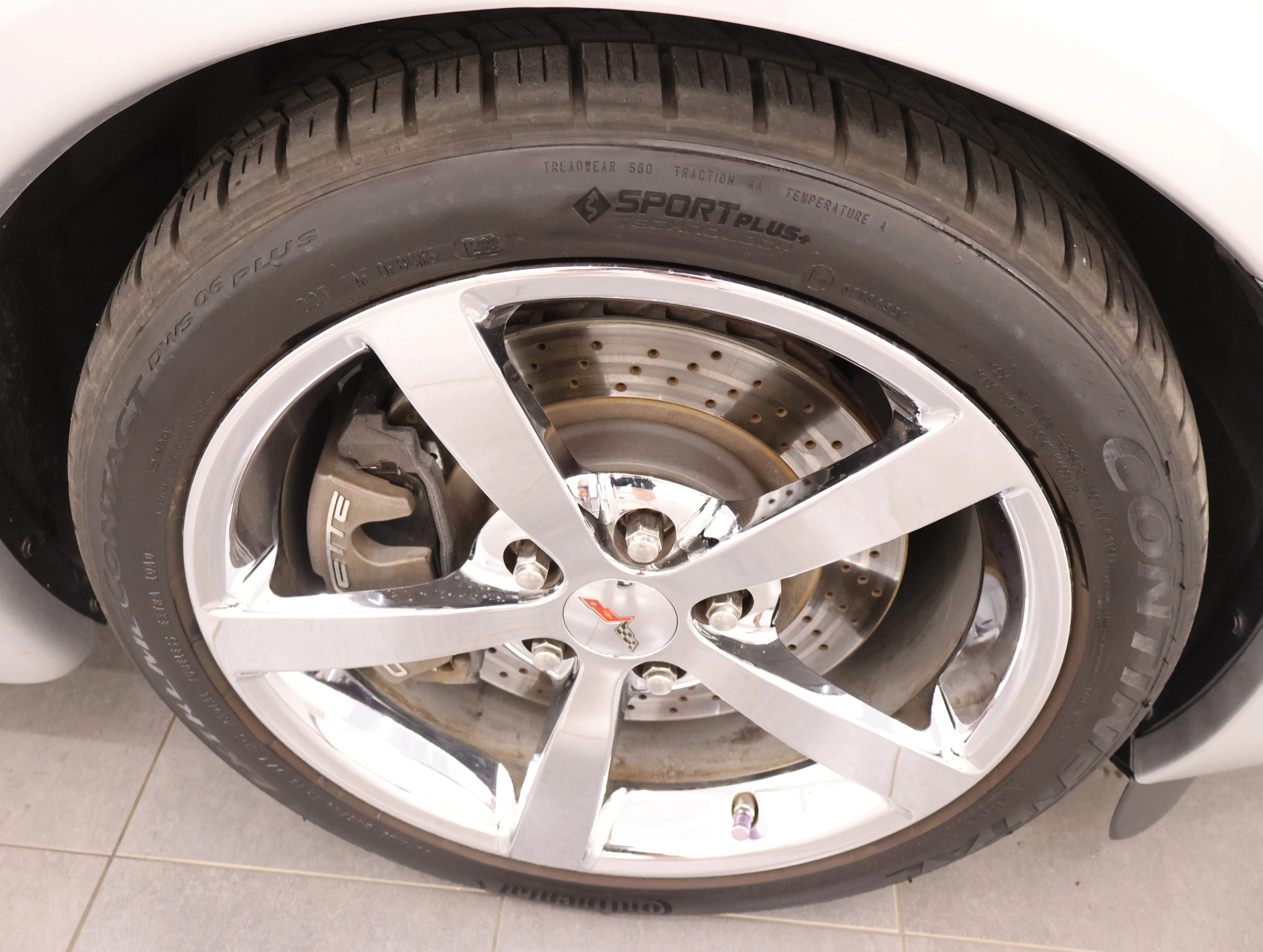 Used 2009 Blade Silver Metallic Chevrolet Base image 3
