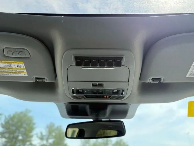 New 2026 Agate Black Metallic Ford F-350® Lariat® image 17