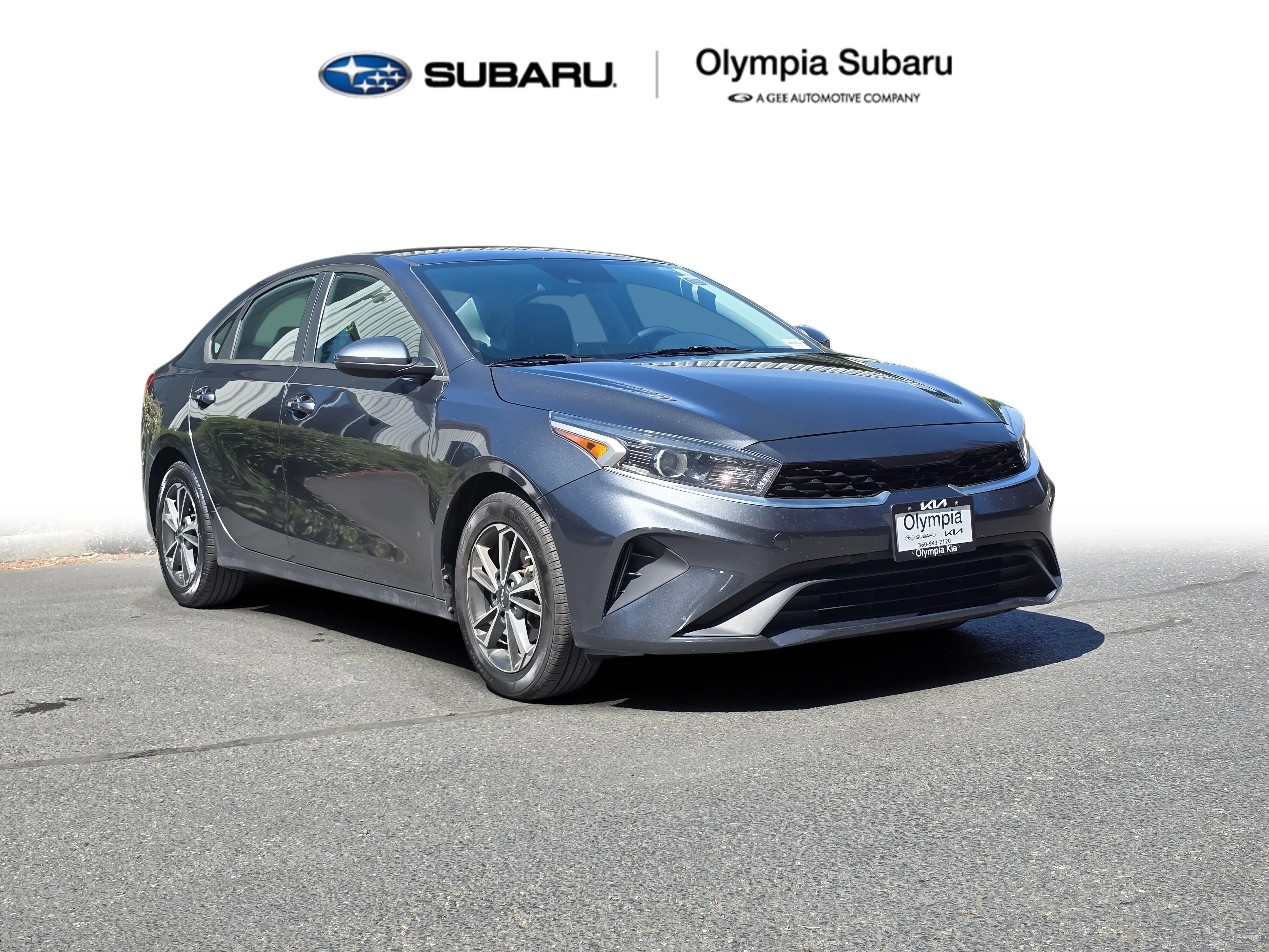 2023 Kia Forte LXS AT's photo