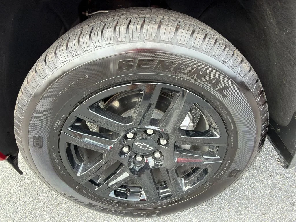 Used 2025 Red Chevrolet RST image 11