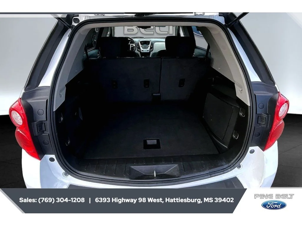 Used 2015 Summit White Chevrolet LT image 21