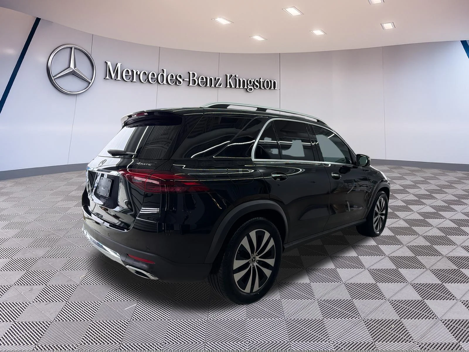 Used 2025 Black Mercedes-Benz Gle 350 4matic Suv image 5