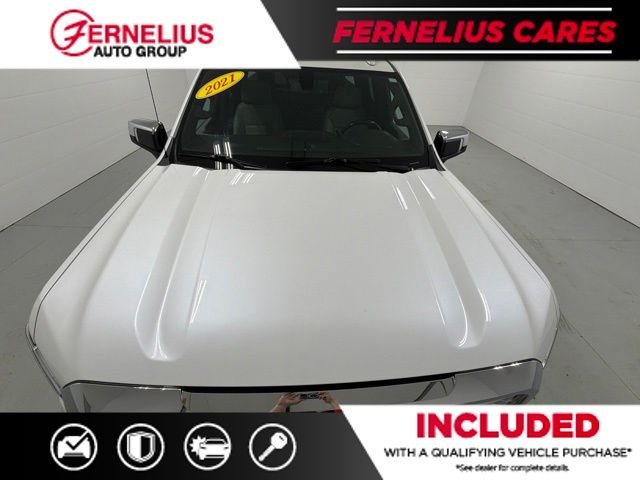 Used 2021 White GMC SLT image 9