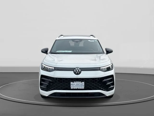 2026 Volkswagen Tiguan photo 2