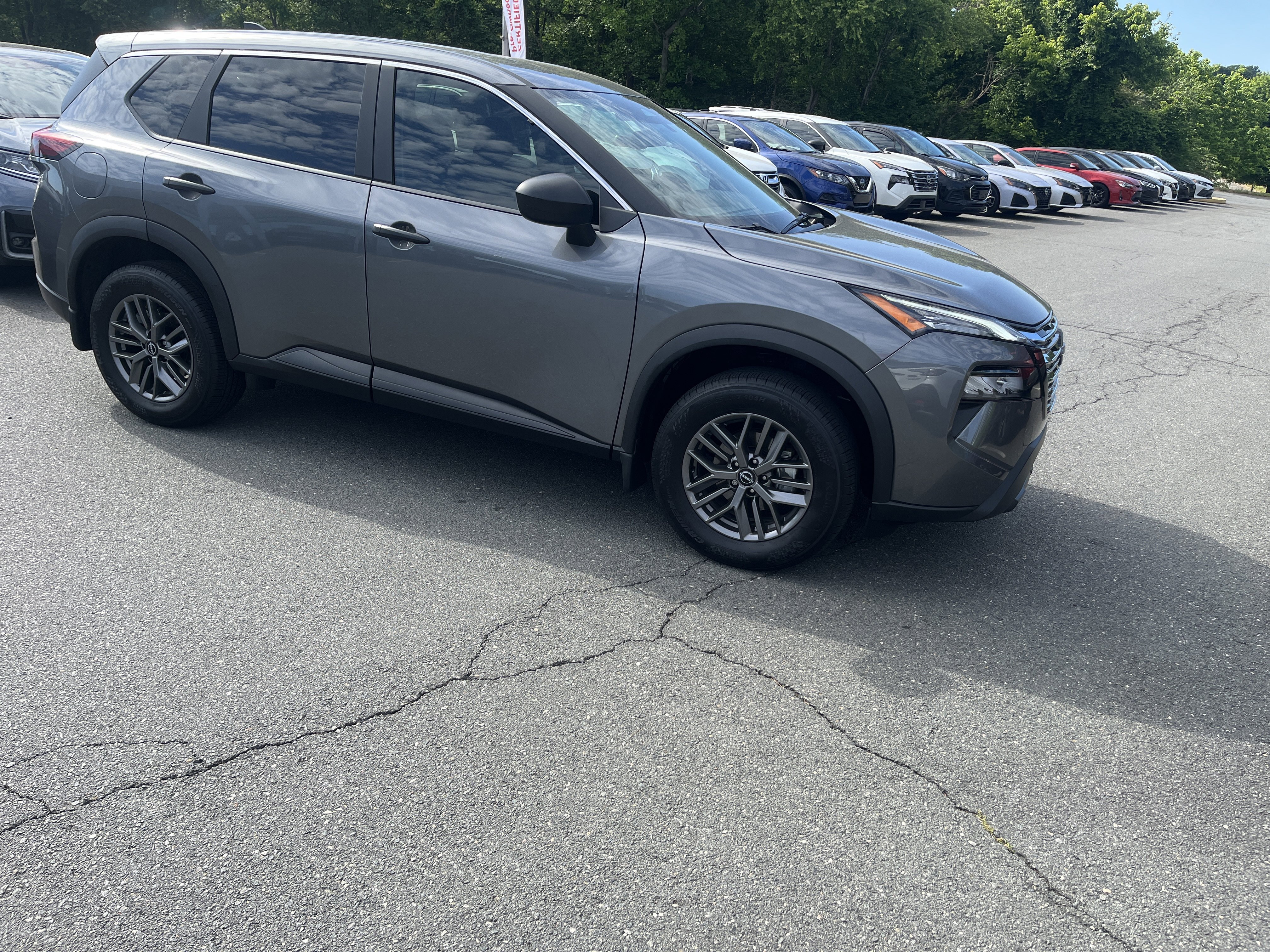 Used 2026 Gun Metallic Nissan  image 7