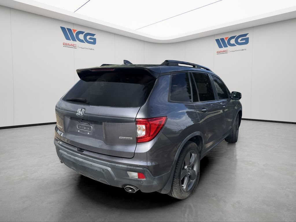 Used 2019  Honda Touring image 3