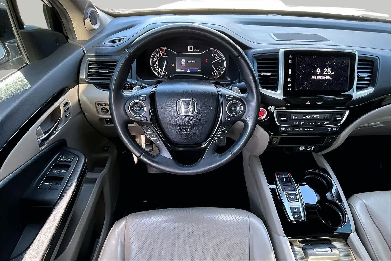Certified Used 2020 Platinum White Pearl Honda RTL-E image 6