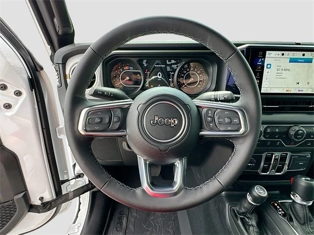 2025 Jeep Wrangler 4-Door Sahara - Photo 7