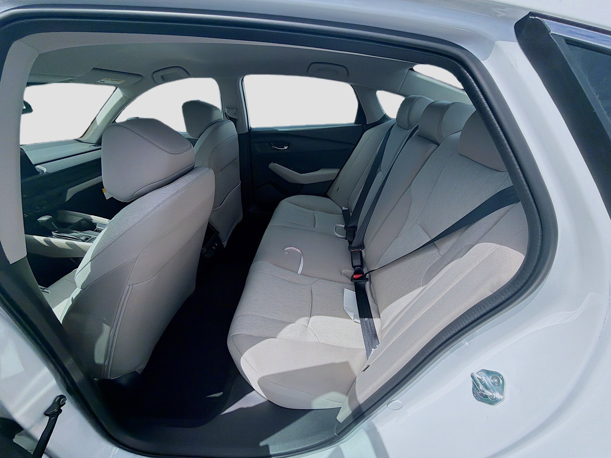 New 2026 Platinum White Pearl Honda LX image 20