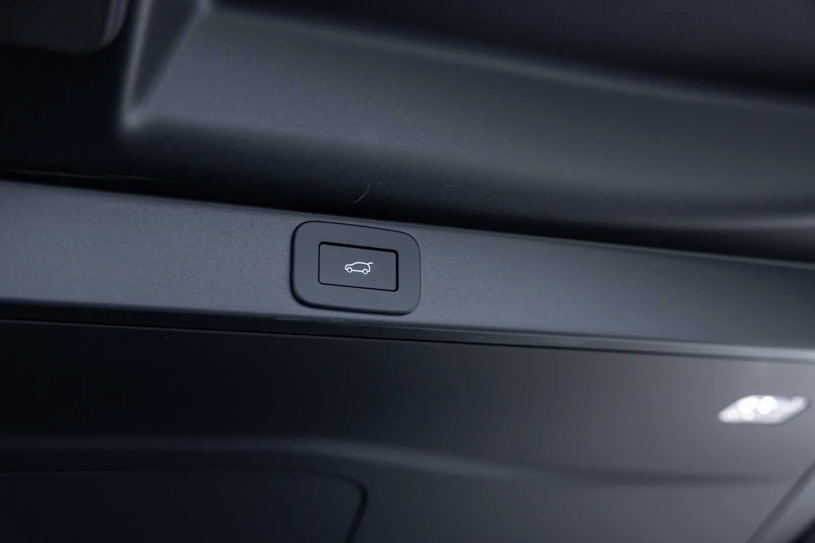 2026 Land Rover Range Rover SV - Photo 37