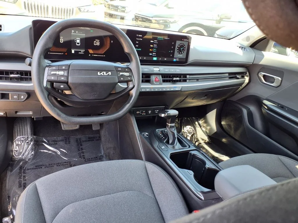 Used 2025 Blue Kia LXS image 12