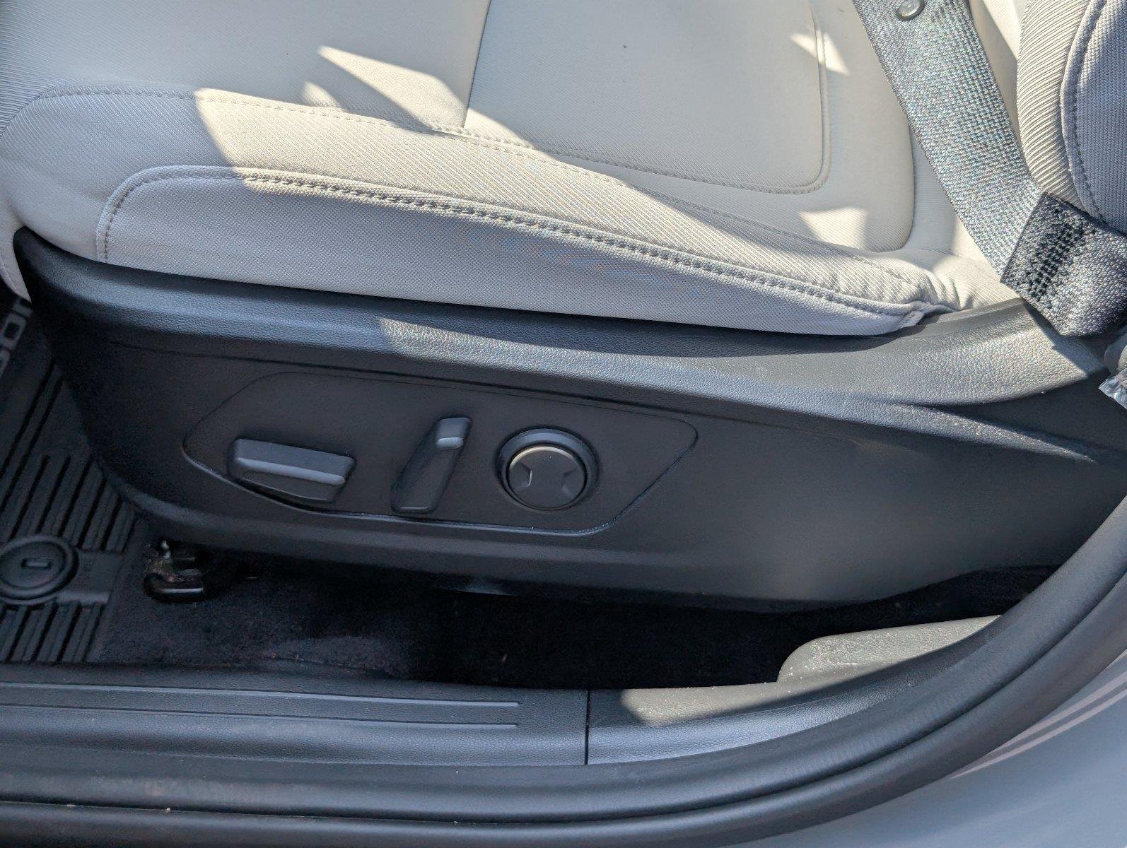 Used 2026 Hampton Gray Hyundai SEL image 18