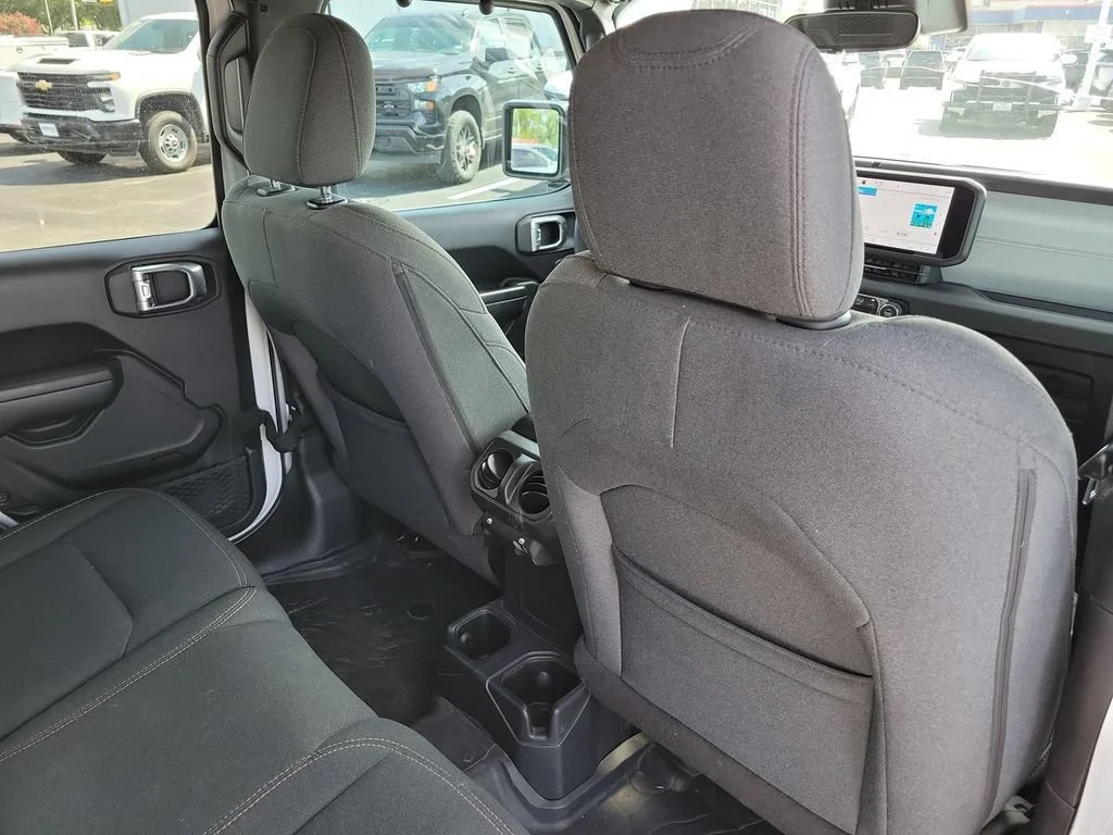Used 2024 White Jeep 4-Door Sport S 4x4 image 27