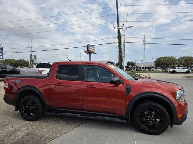 Used 2024 Hot Pepper Red Metallic Tinted Clearcoat FORD LARIAT image 6