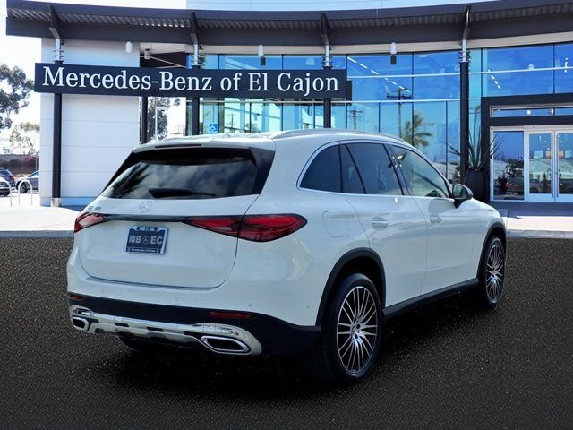 New 2026 Polar White Mercedes-Benz 300 image 3