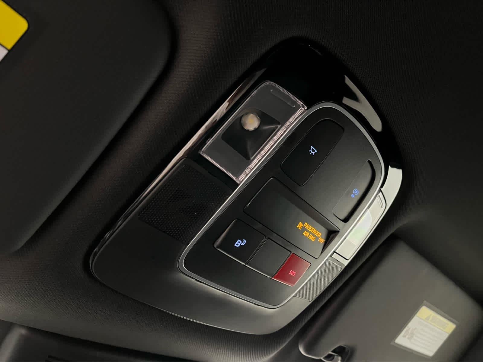 2025 Hyundai Santa Cruz SEL - Photo 23
