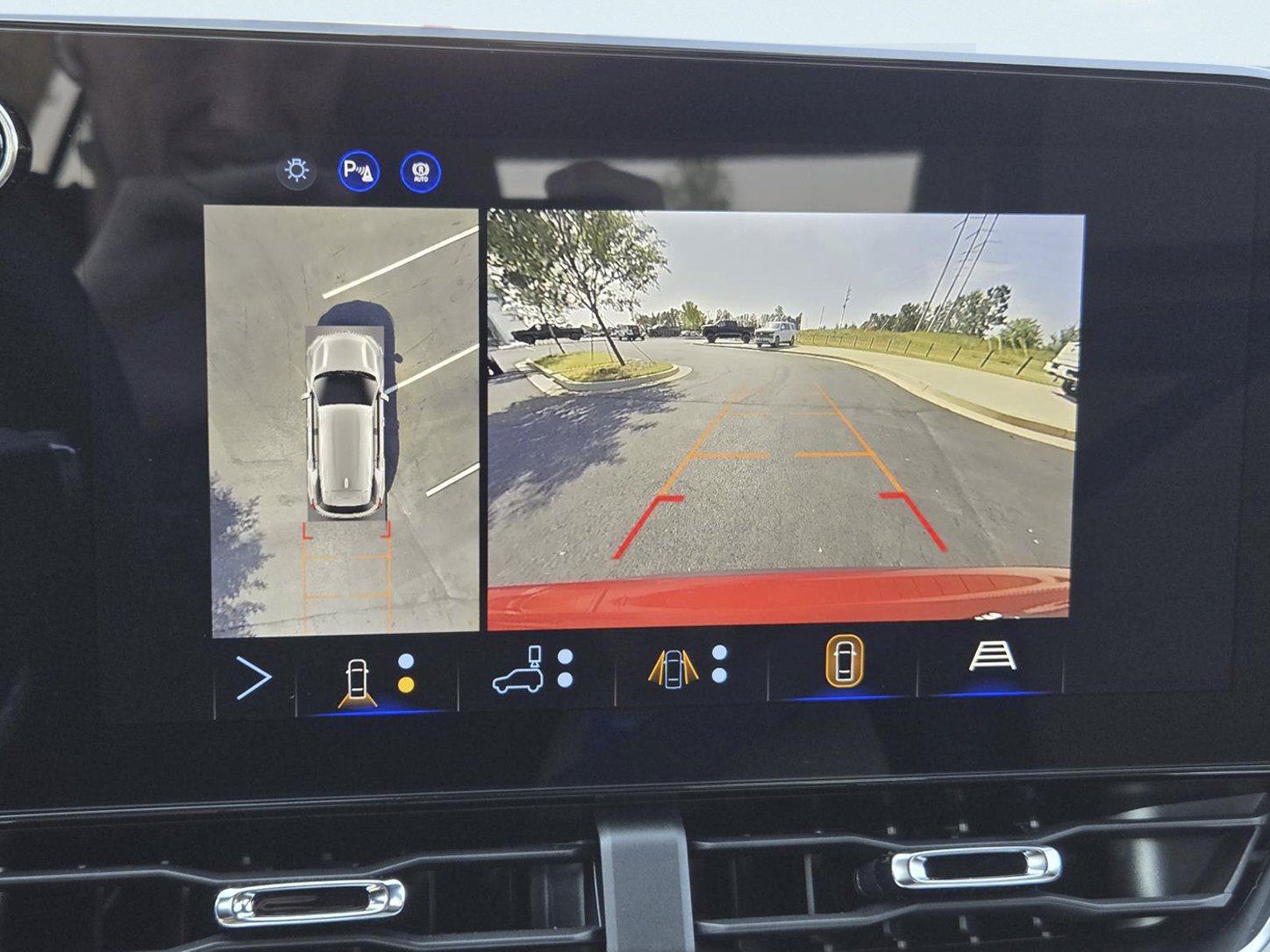 New 2027 Radiant Red Tintcoat Chevrolet ACTIV image 17