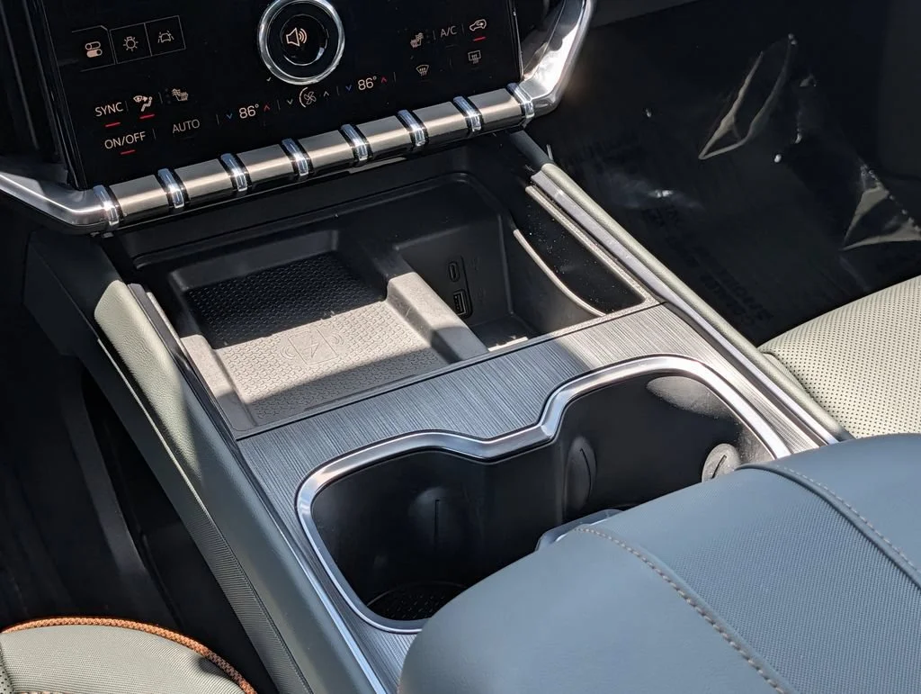 2026 GMC Acadia AT4 - Photo 14