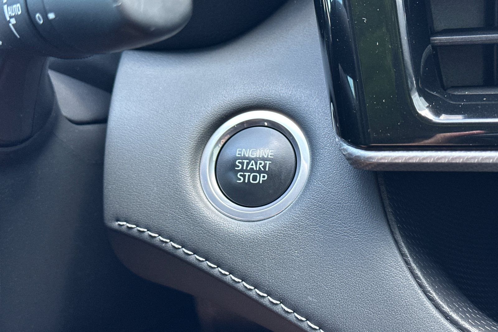 Used 2024  Toyota Platinum image 23