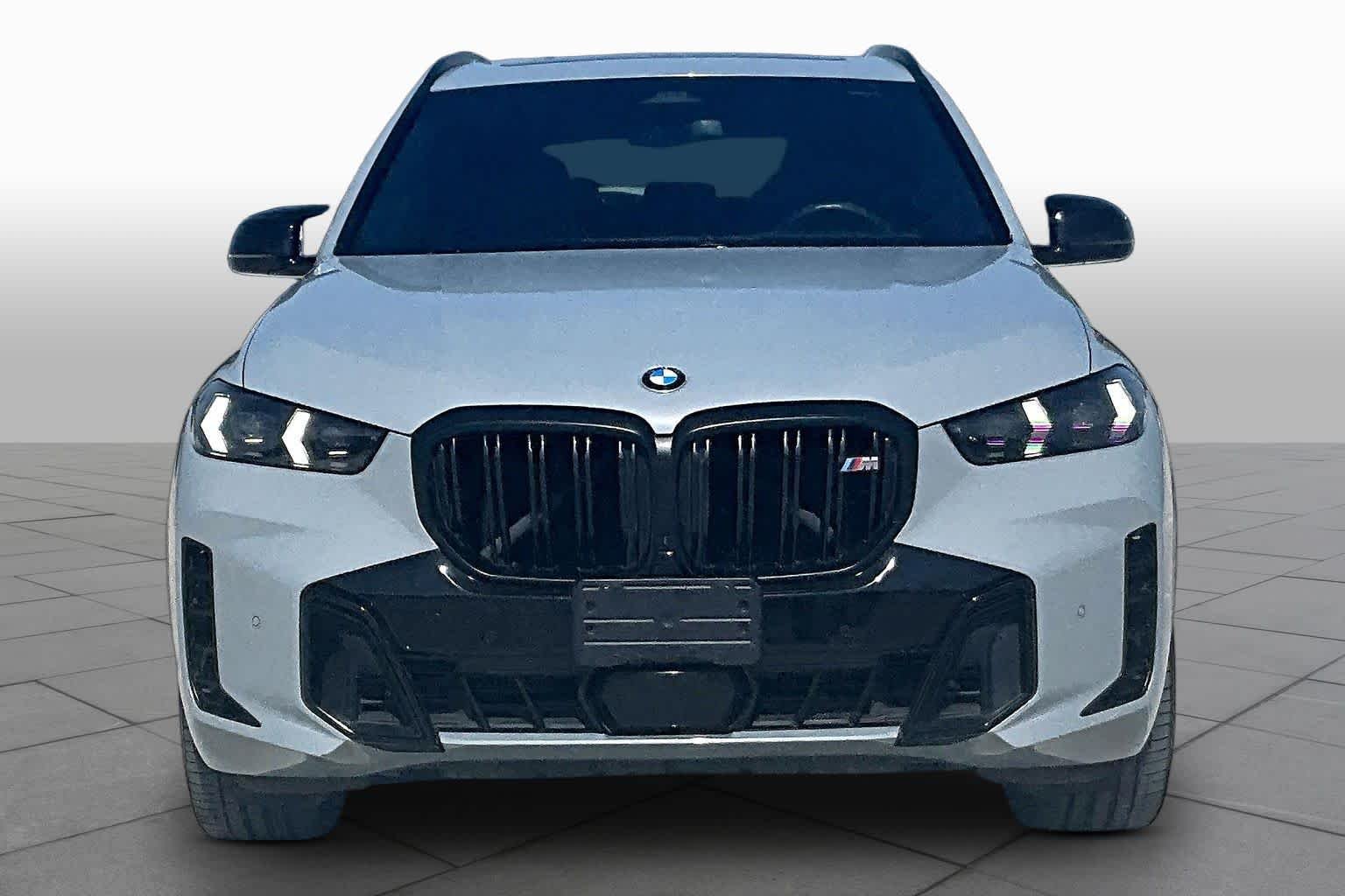 Used 2024 Brooklyn Grey Metallic BMW M60i image 3