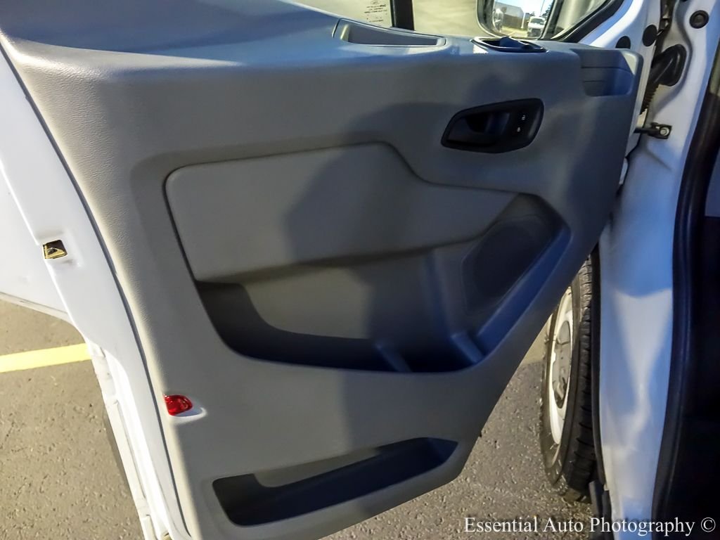 2016 Ford Transit XL - Photo 18