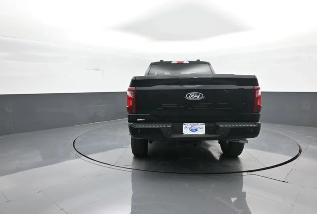 New 2026 Agate Black Metallic Ford XLT image 6