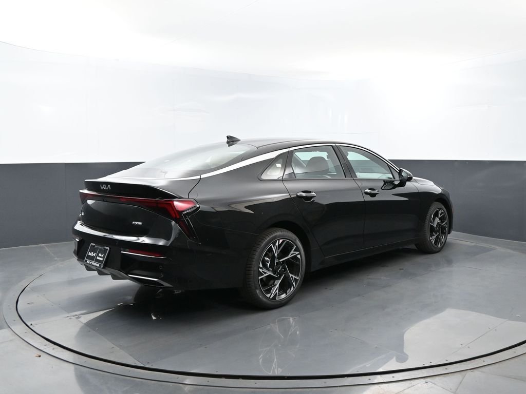 New 2026 Aurora Black Pearl Kia GT-Line FWD image 22