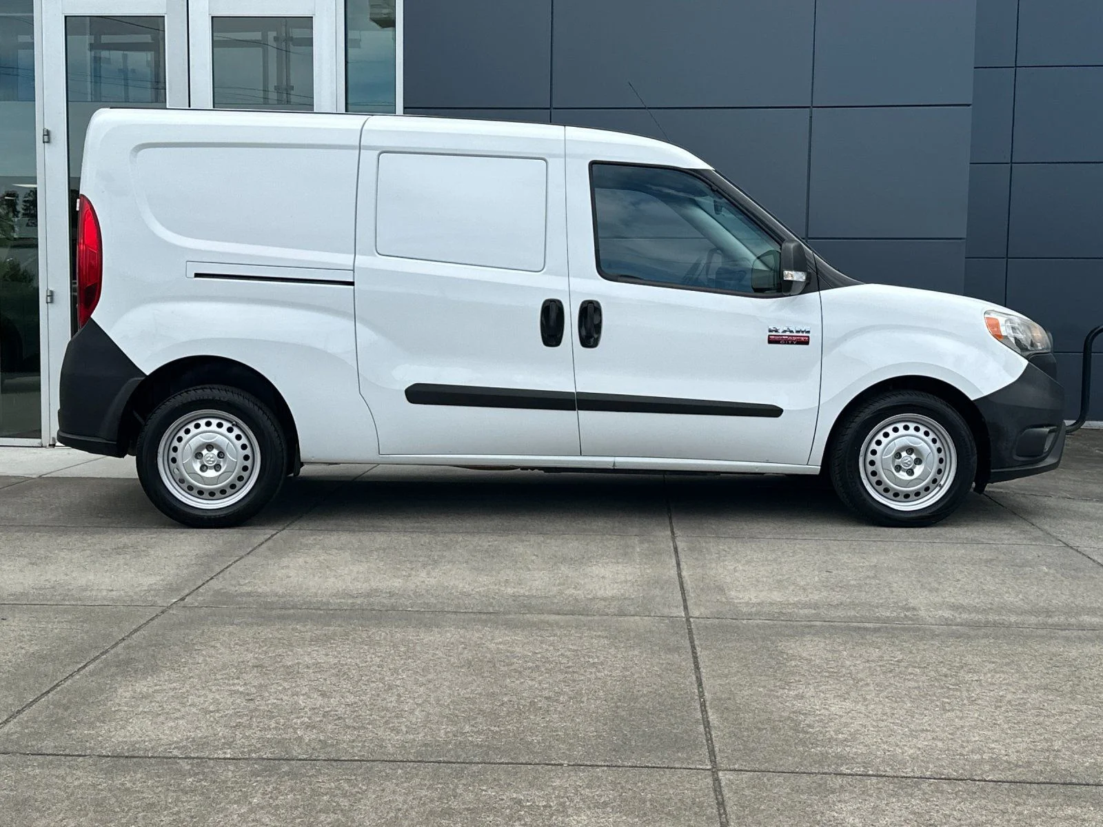 Used 2017 RAM Promaster City Tradesman with VIN ZFBERFAB9H6E26976 for sale in Portland, OR