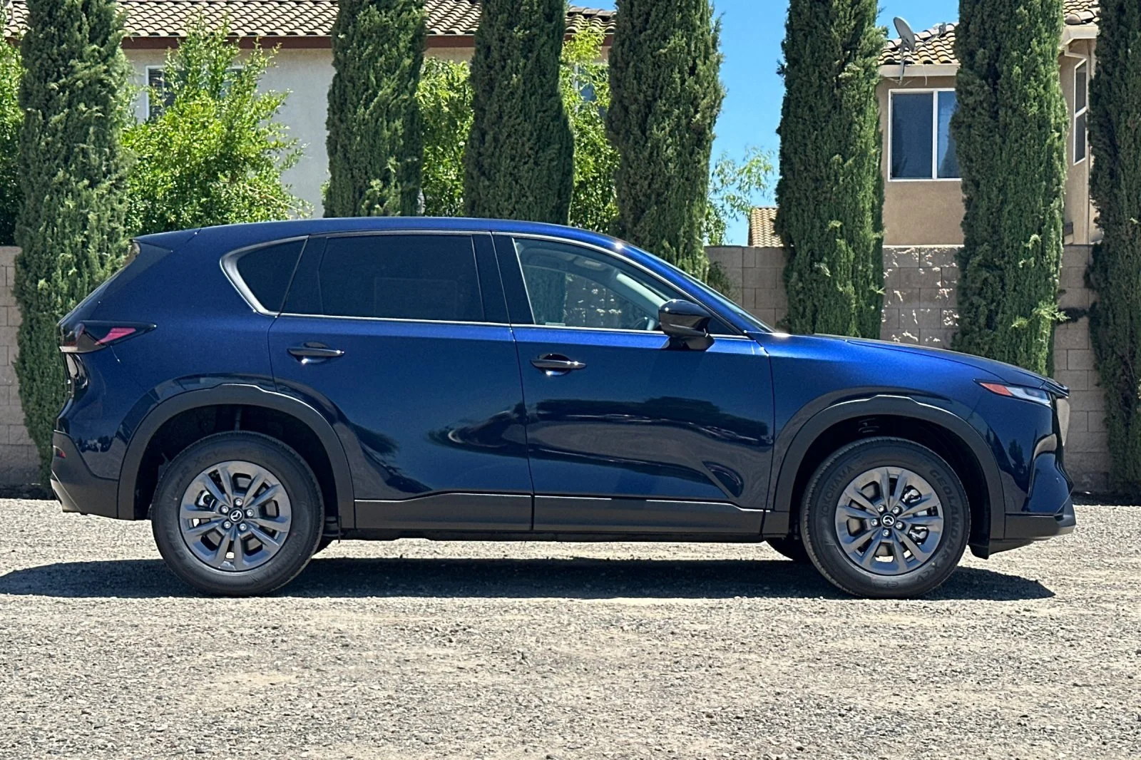 New 2026 Navy Blue Mica Mazda 2.5 S Select AWD image 3