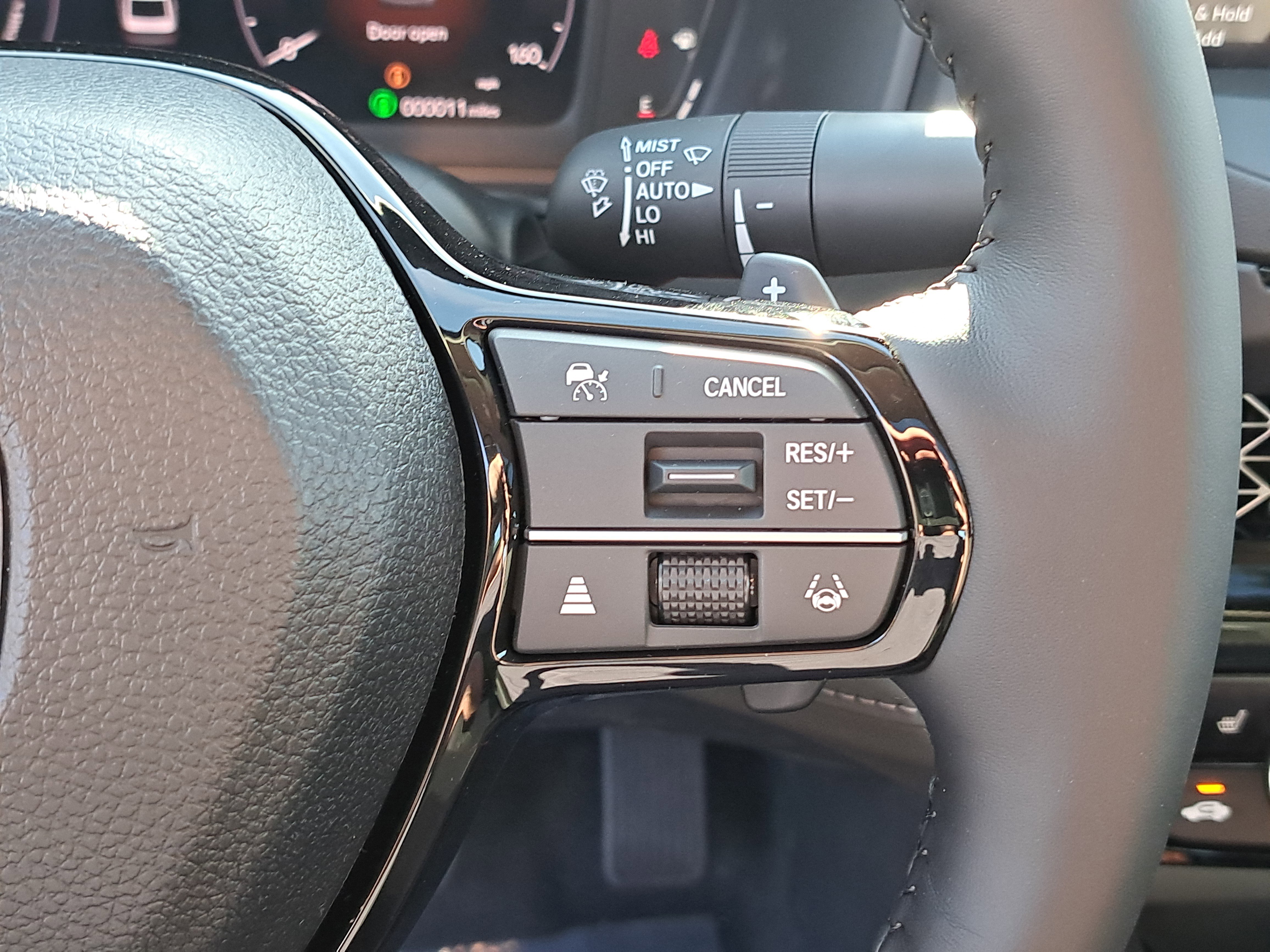 New 2026 Urban Gray Pearl Honda Touring image 24