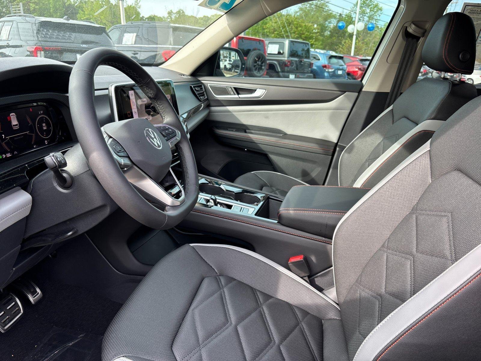 2025 Volkswagen Atlas Atlas Peak Edition - Photo 15