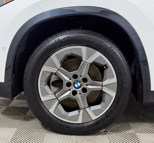 Certified Used 2024 Alpine White BMW xDrive28i image 9