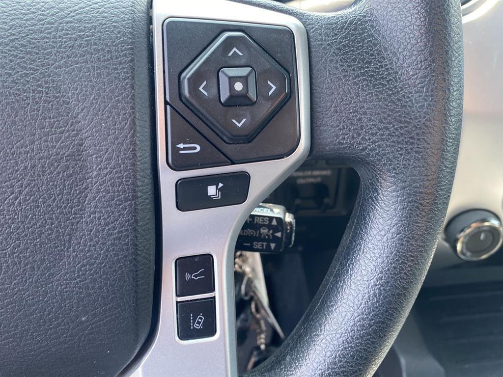 Used 2019 Cement Toyota SR5 image 14