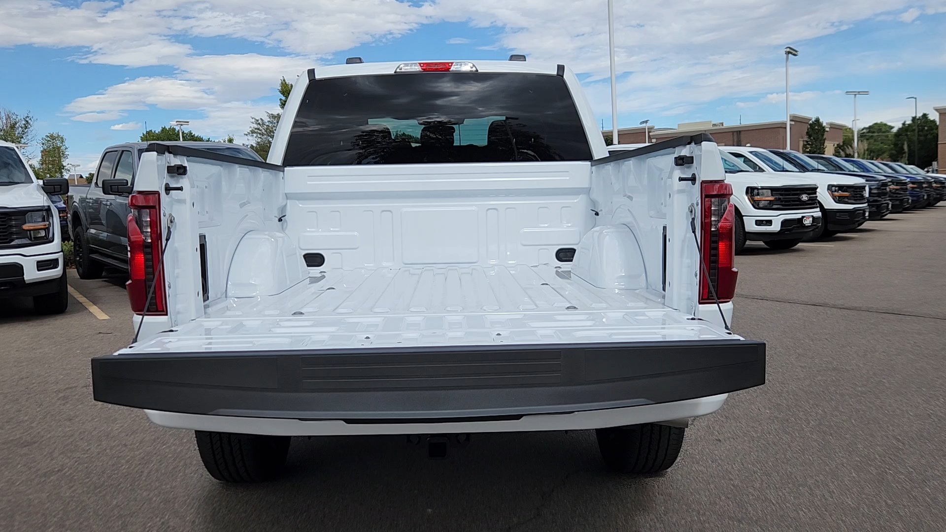 New 2026 Oxford White Ford STX image 39