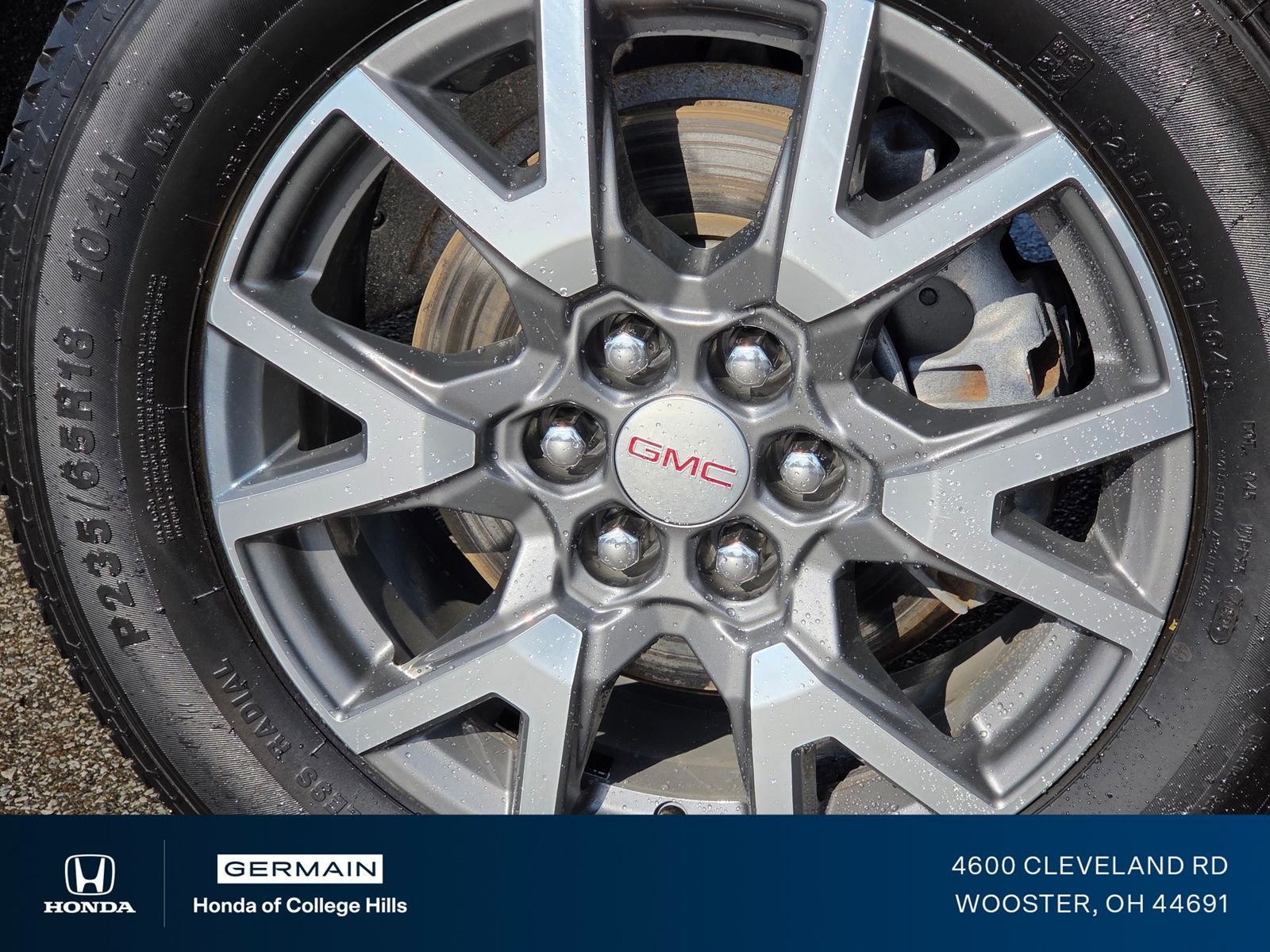 2023 GMC Acadia SLE - Photo 16
