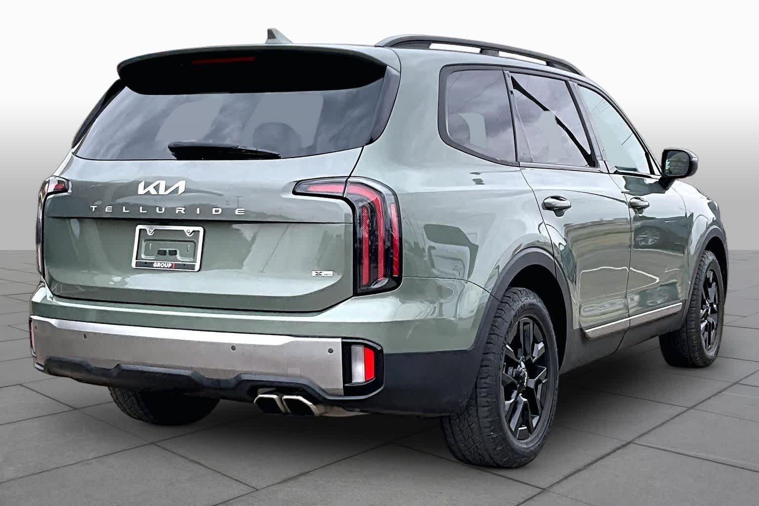 Used 2023 Jungle Green Kia SX Prestige X-Pro image 13