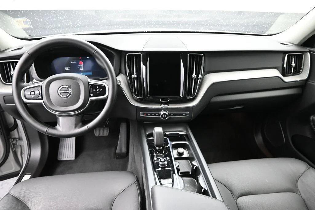 Certified Used 2025 Silver Dawn Volvo Plus image 17