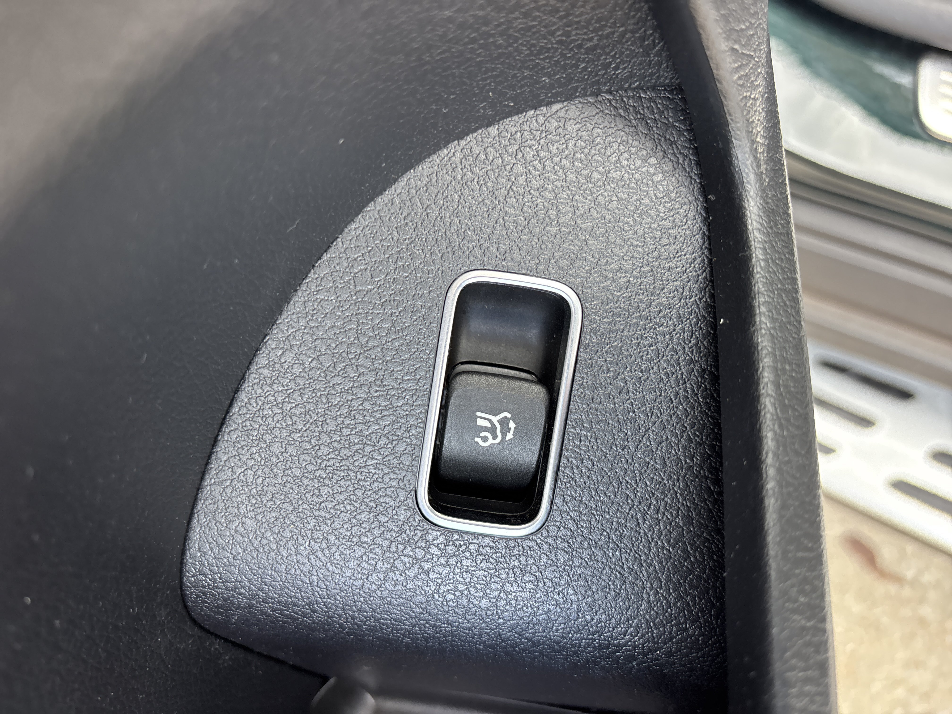 Used 2021 EMERALD GREEN METALLIC Mercedes-Benz  image 26