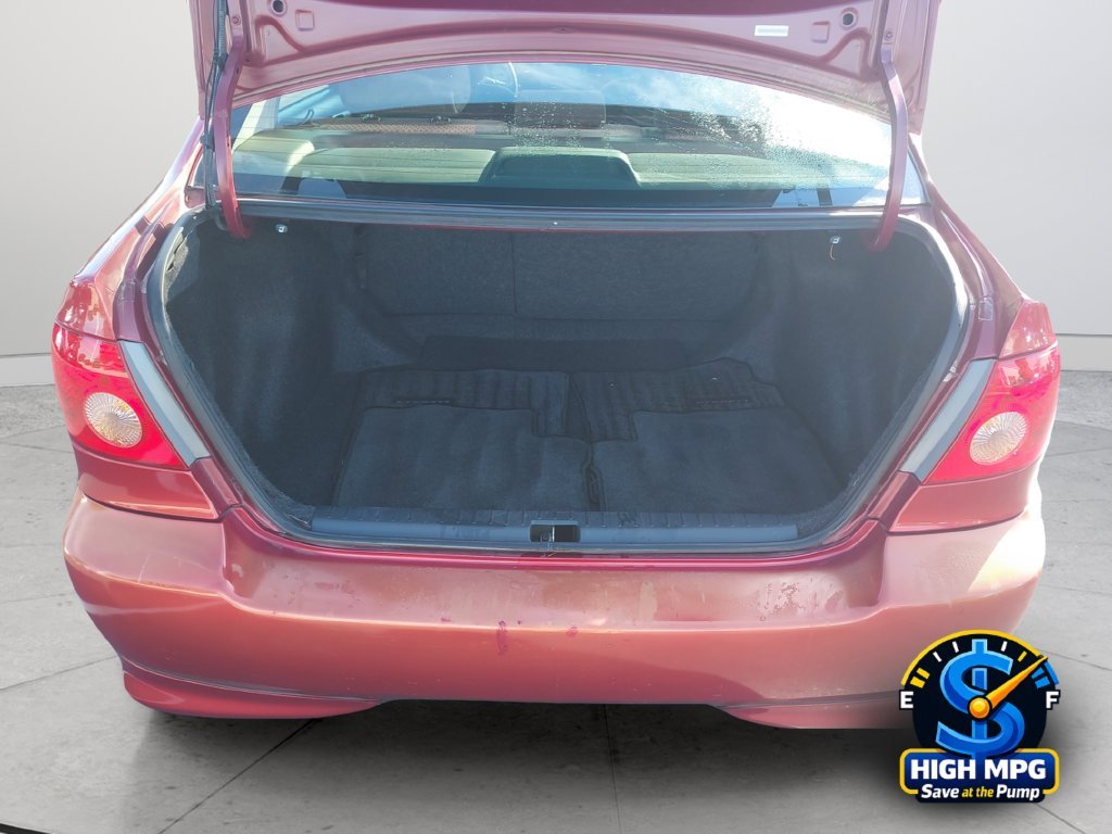 Used 2005 Red Toyota S image 33