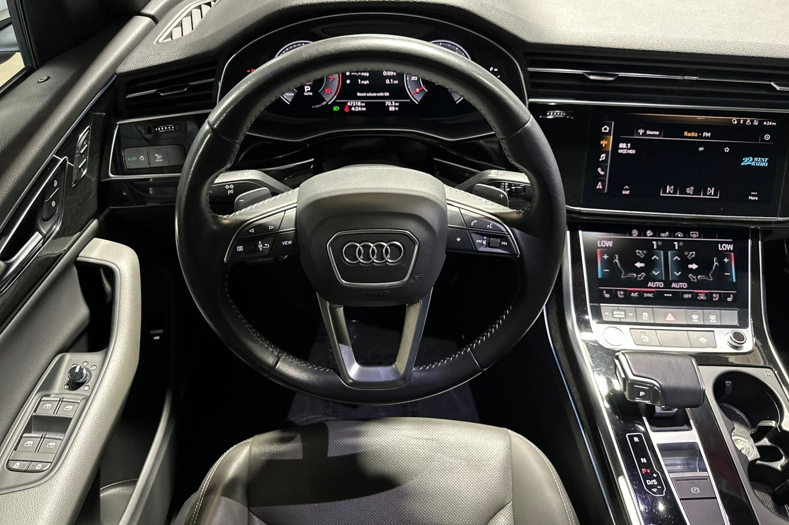 Used 2020 Florett Silver Metallic Audi Premium Plus 55 TFSI quattro image 13