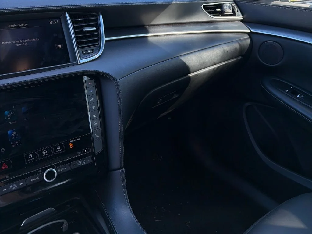 Certified Used 2022 Black INFINITI LUXE image 2