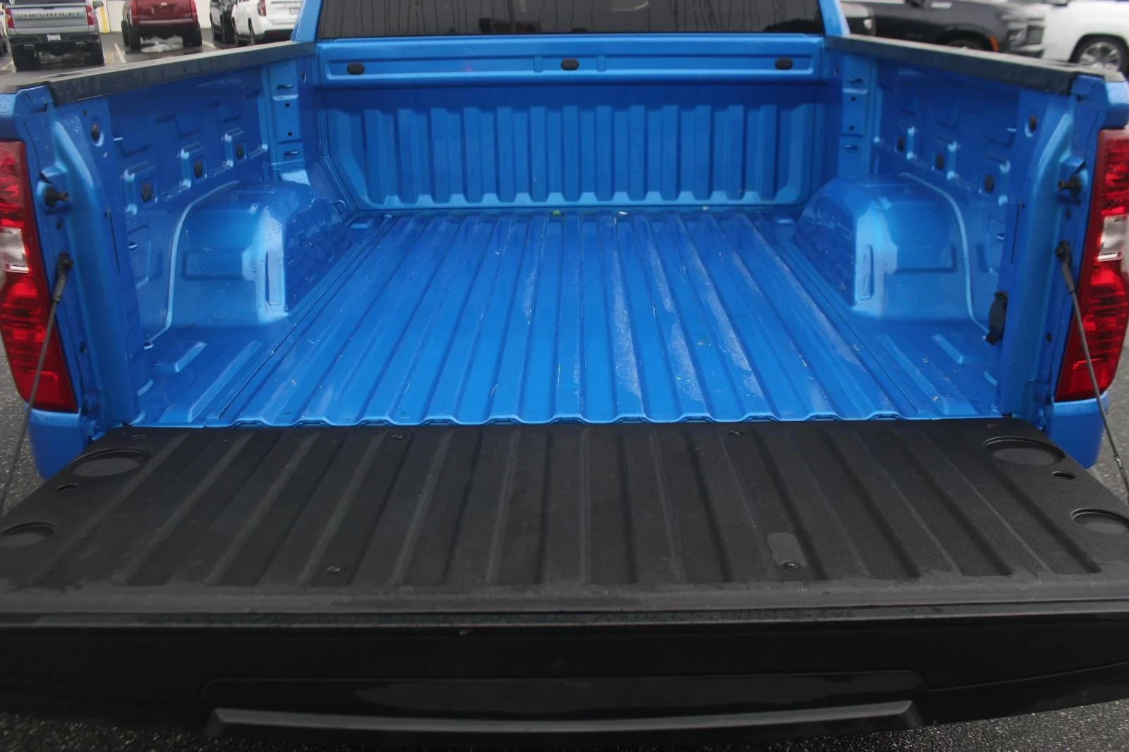 Used 2025 Riptide Blue Metallic Chevrolet LT image 12