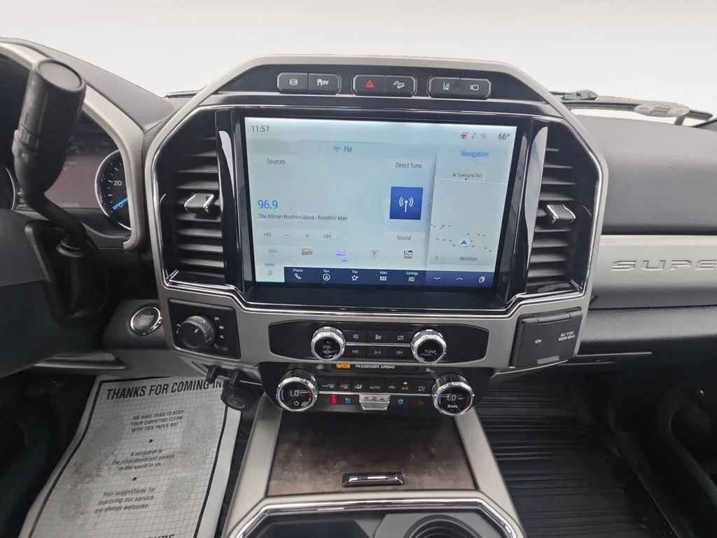 Used 2022 White Ford Lariat image 13