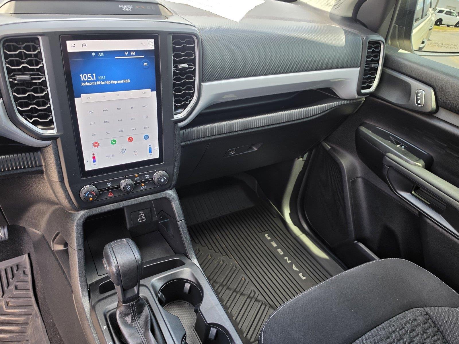 Used 2025 Desert Sand Ford XL image 33